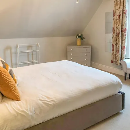 Holiday home Upton Down *